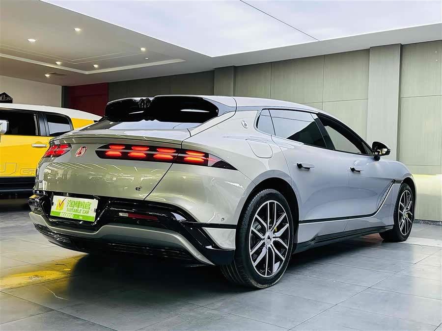 Denza Z9GT 2024 immagine di auto #5