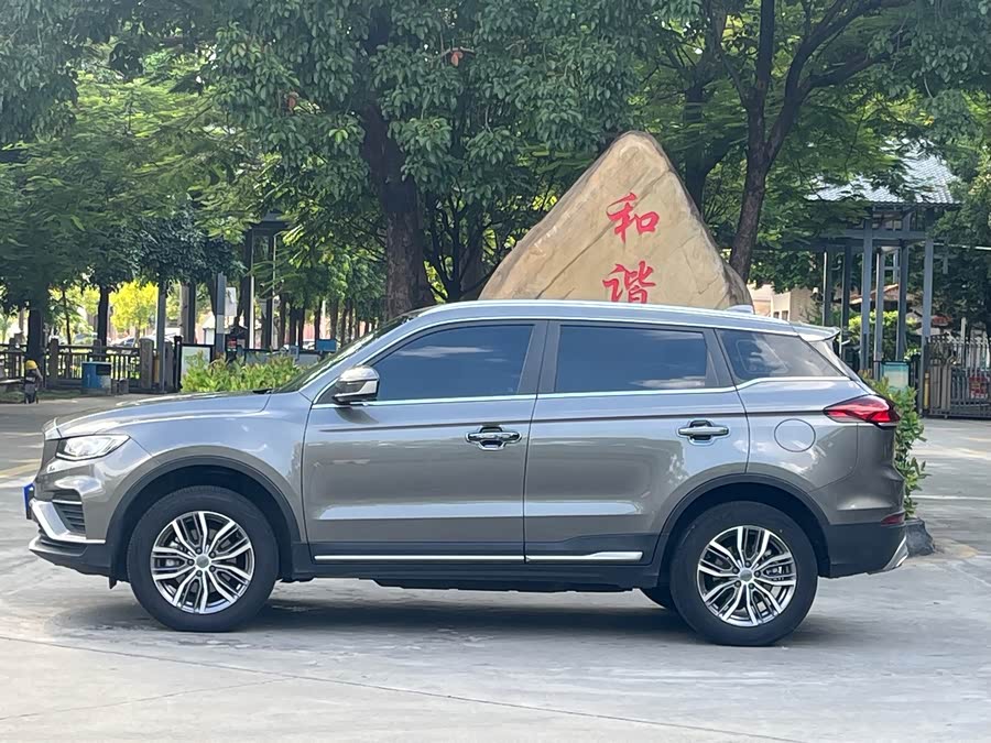 GEELY Boyue 2021 car image #5