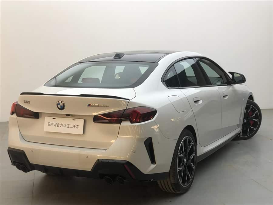 BMW M235L #5 BMW M235L imagen de coche #5