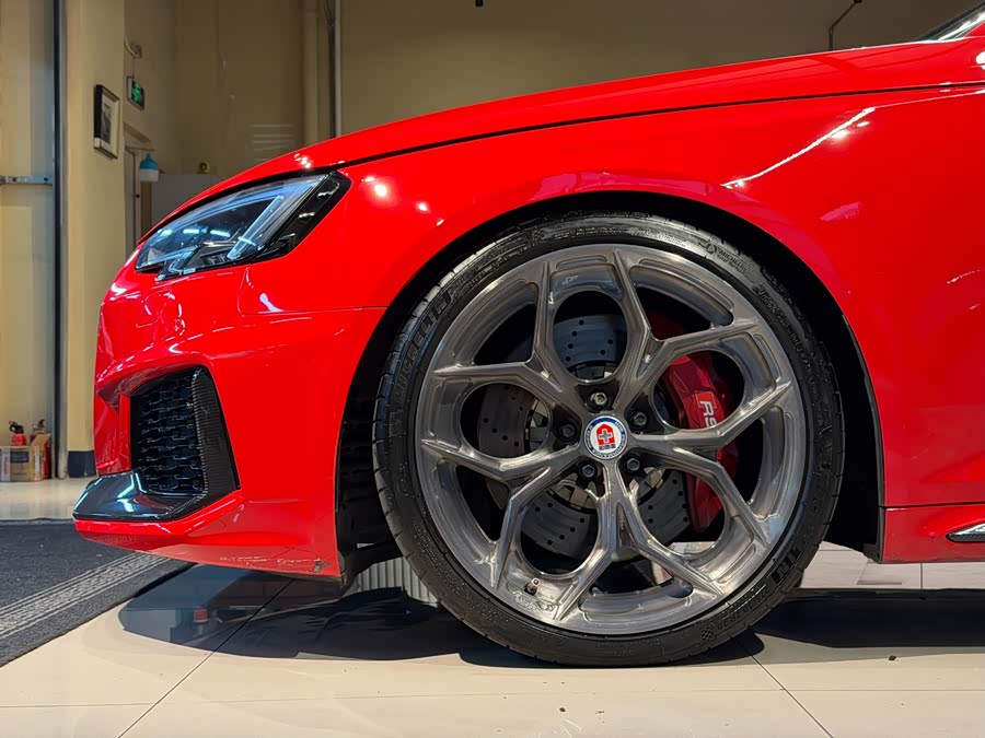 Audi RS 4 2020 car image #5