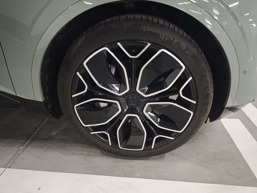 Avatr 11 2022 #5 Avatr 11 2022 car image #5