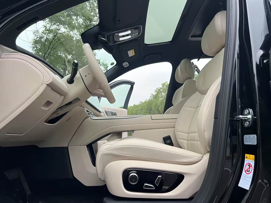 深蓝汽车 深蓝S09 2025 汽车图片 #5