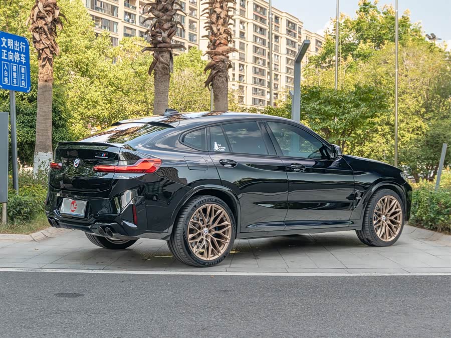 BMW X4 M 2023 car image #5