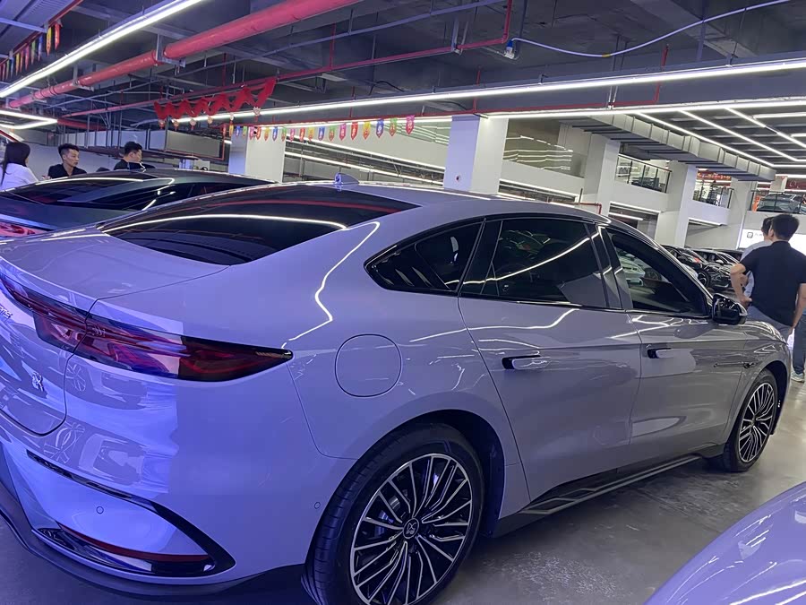 BYD Han 2025 car image #5