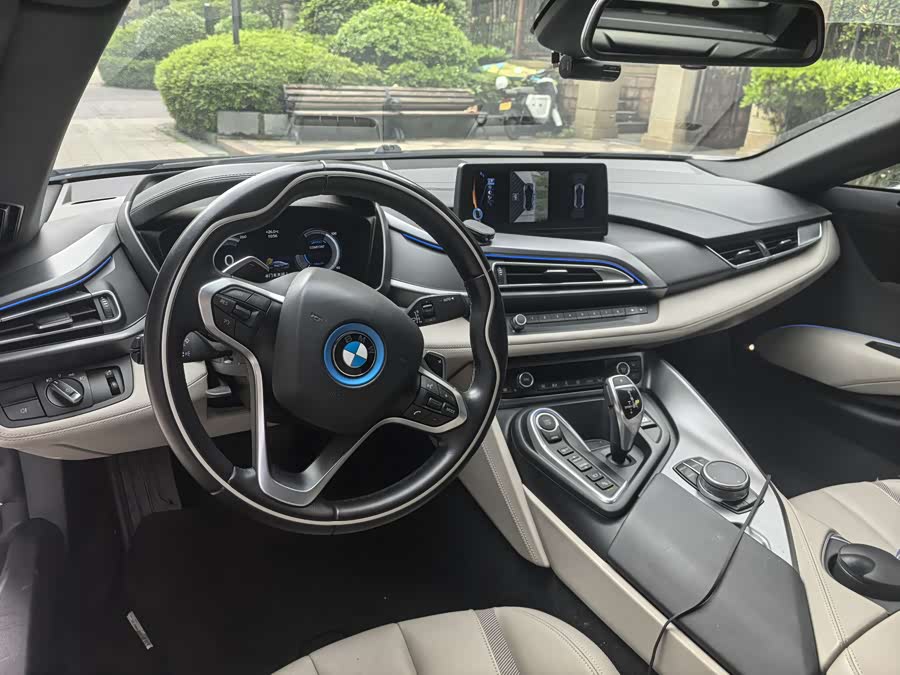 BMW i8 2018 #5 BMW i8 2018 car image #5