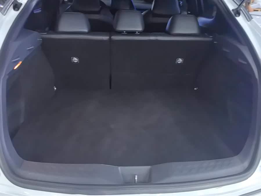 Toyota Izoa E 2021 #5 Toyota Izoa E 2021 imagen de coche #5