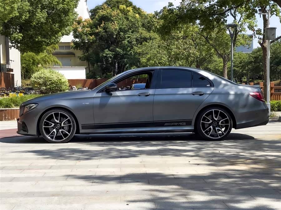 Mercedes-Benz E AMG 2018 immagine di auto #5