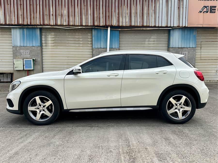 Mercedes-Benz GLA Class (Imported) 2015 #5 Mercedes-Benz GLA Class (Imported) 2015 car image #5