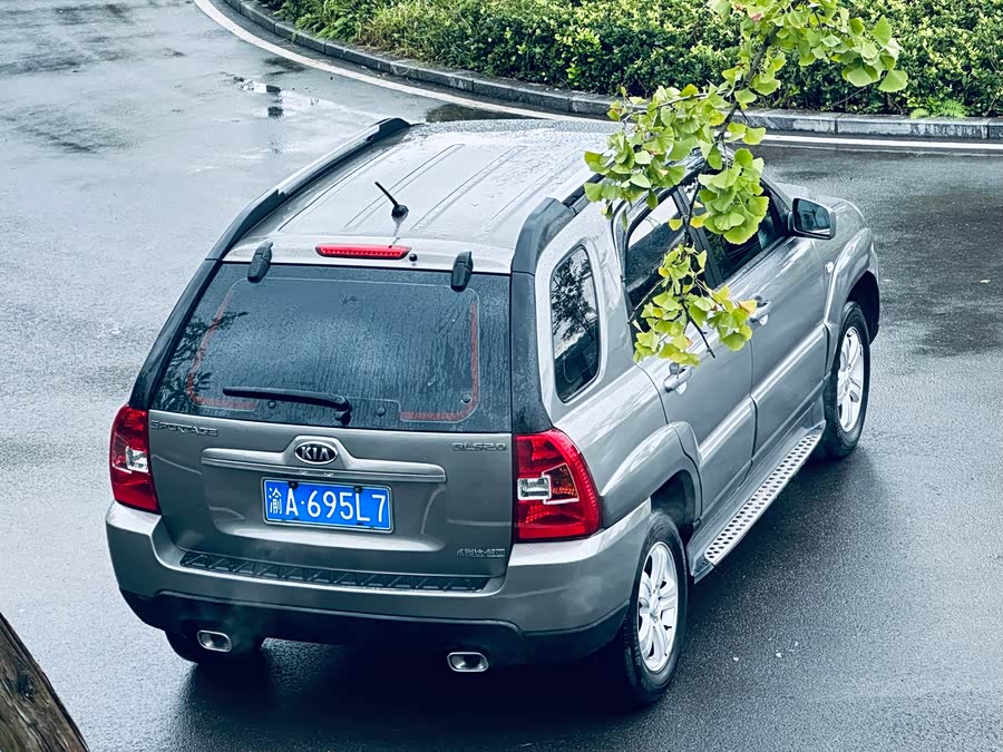 起亚 狮跑 2010 汽车图片 #5