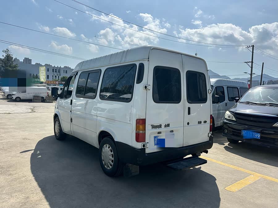 Ford Transit Classic 2016 #5 Ford Transit Classic 2016 car image #5