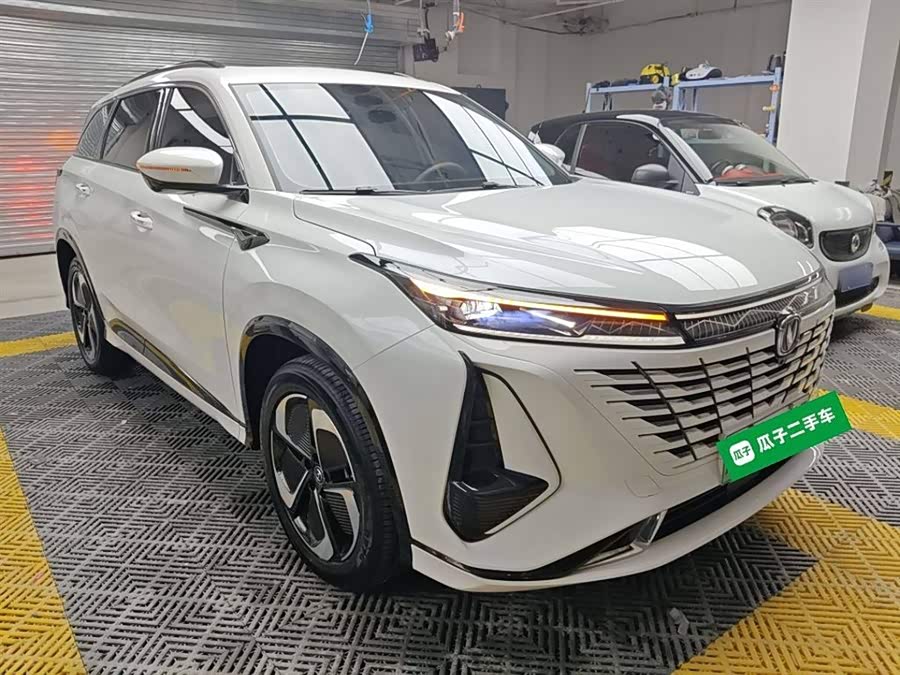 Changan CS75 Plus iDD 2023 #5 Changan CS75 Plus iDD 2023 car image #5