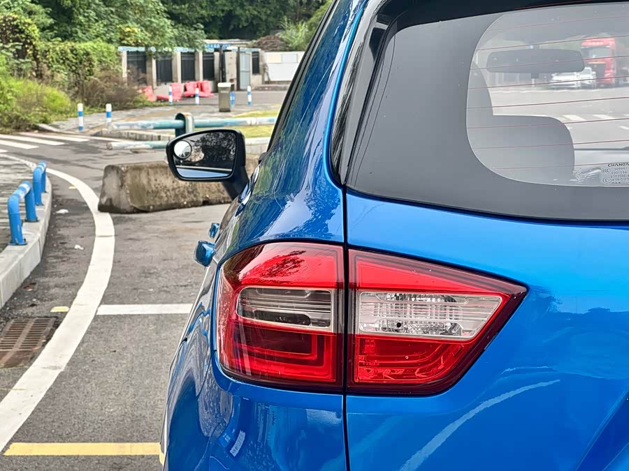 Changan CS15 2016 #5 Changan CS15 2016 صورة سيارة #5