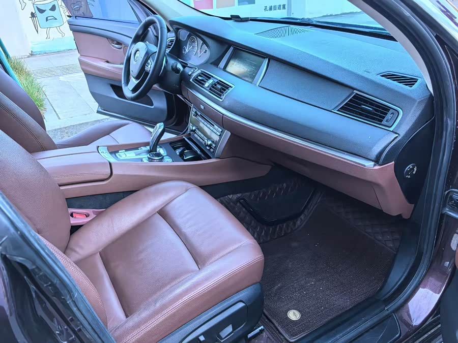 BMW 5 Series GT 2015 #5 BMW 5 Series GT 2015 immagine di auto #5