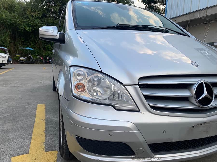 奔驰 唯雅诺 2012 汽车图片 #5