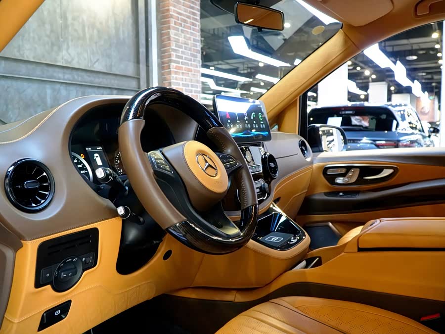 Mercedes-Benz Vito 2023 car image #5