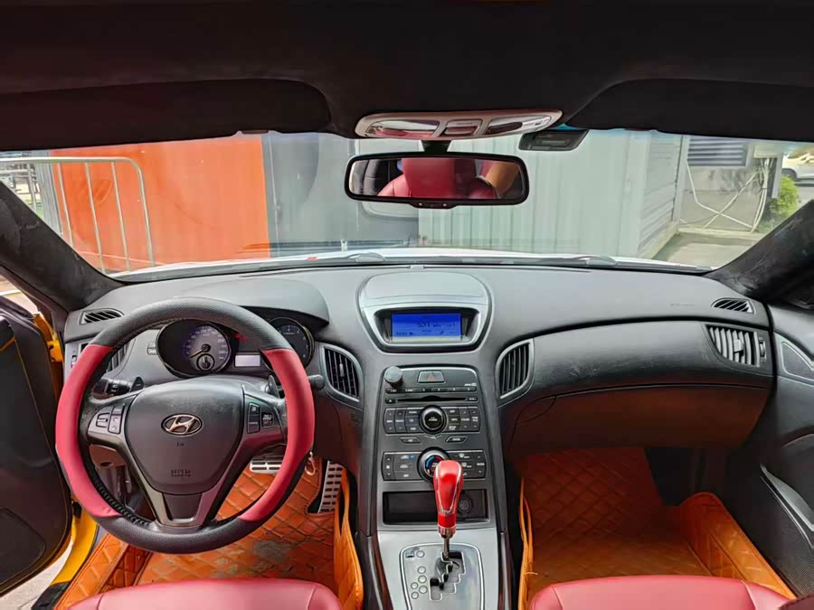 Hyundai Rohens-Coupe 2011 car image #5