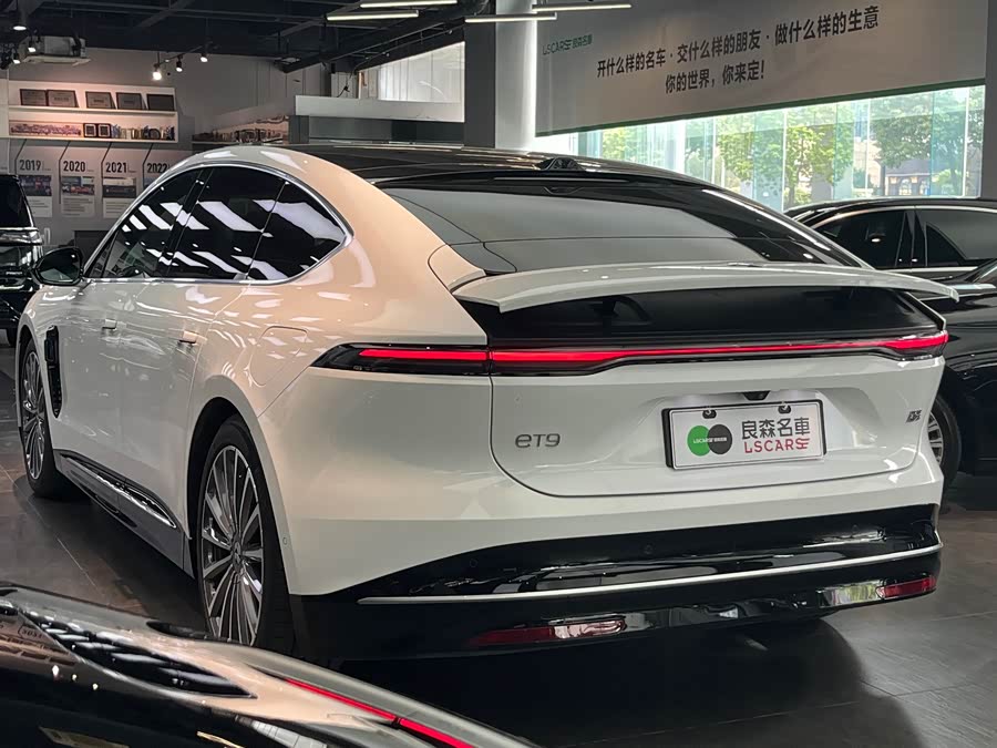 NIO ET9 2024 car image #5