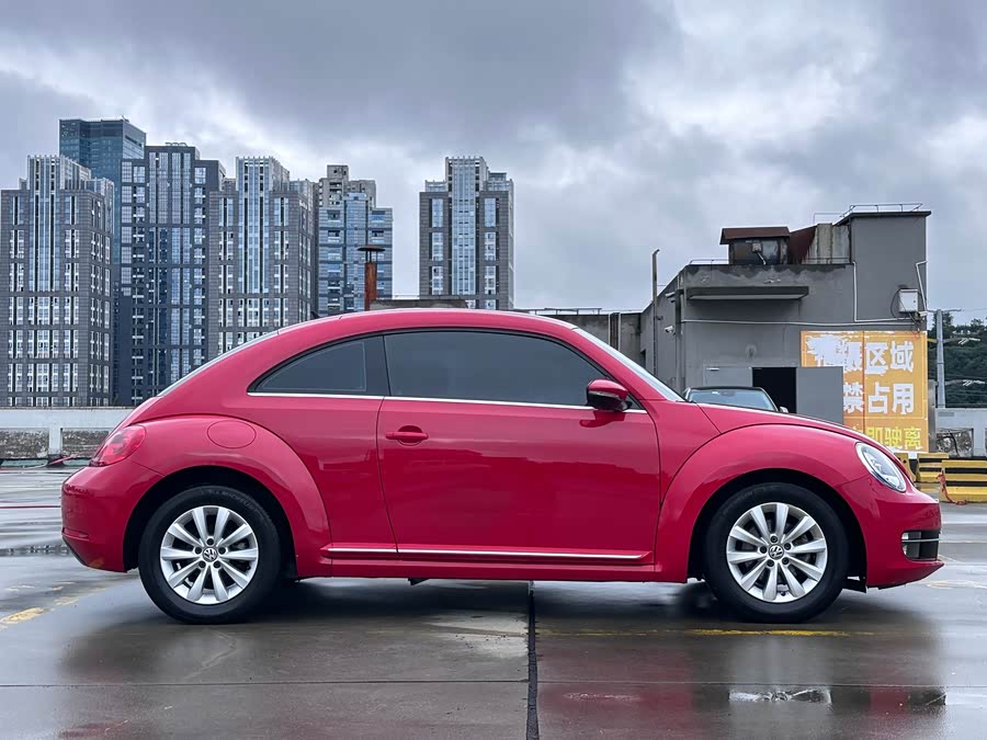 Volkswagen Beetle 2014 car image #5