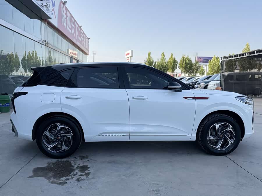 HongQi HS3 2024 #5 HongQi HS3 2024 car image #5