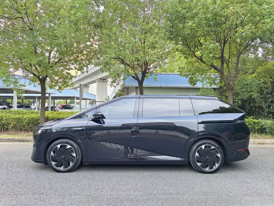 Xpeng X9 2023 #5 Xpeng X9 2023 immagine di auto #5