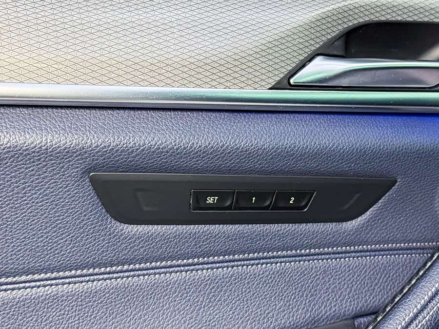 BMW 5 Series (Imported) 2018 car image #5