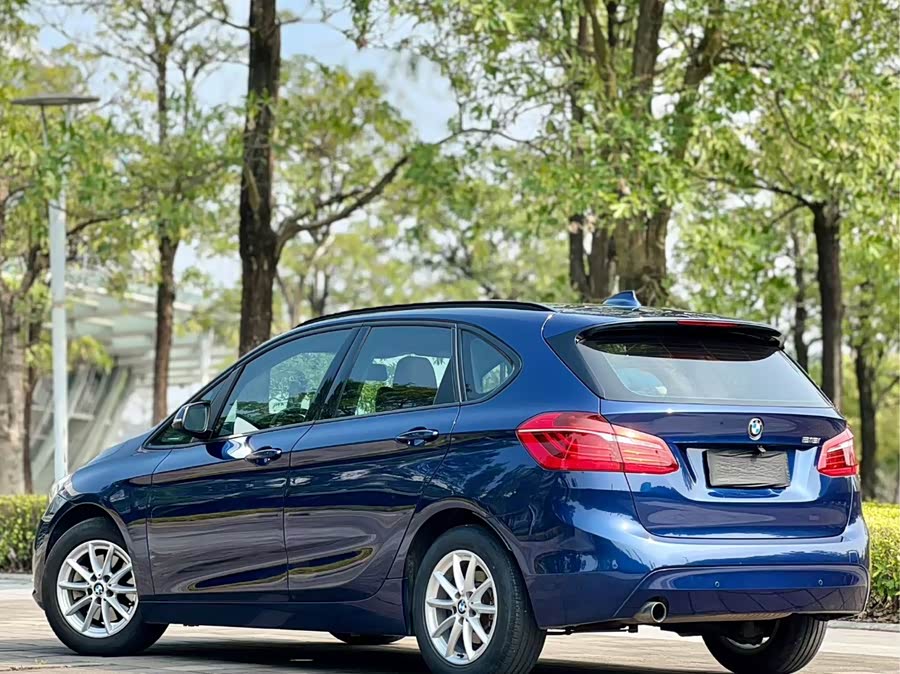 BMW 2 Series Tourer 2017 car image #5