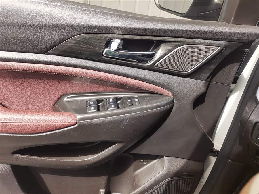 Changan Linmax 2018 car image #5