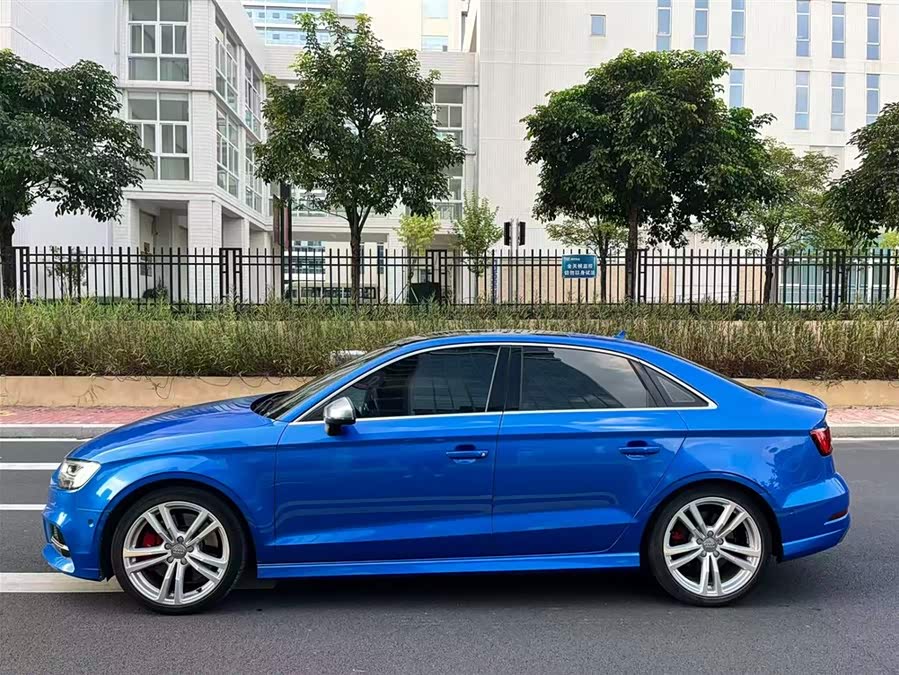 Audi S3 2018 car image #5