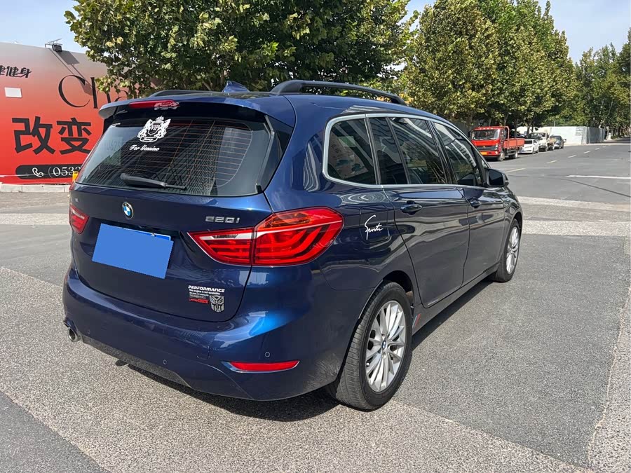 BMW 2 Series Gran Tourer 2018 #5 BMW 2 Series Gran Tourer 2018 صورة سيارة #5