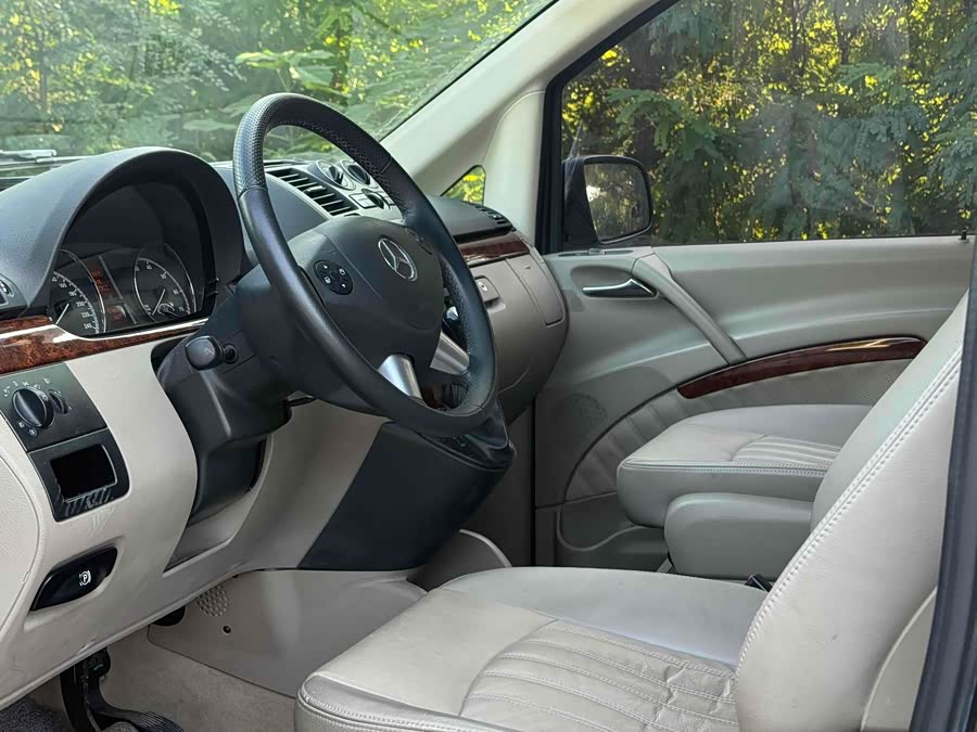 奔驰 唯雅诺 2016 汽车图片 #5