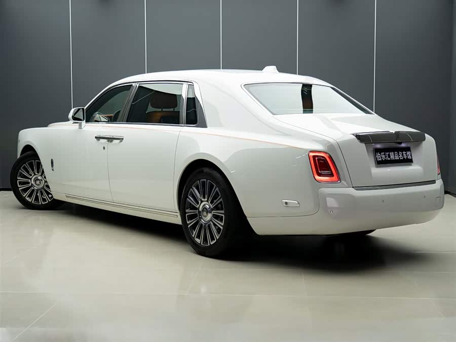 劳斯莱斯 幻影 2022 汽车图片 #5
