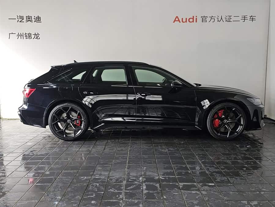Audi RS 6 2021 car image #5