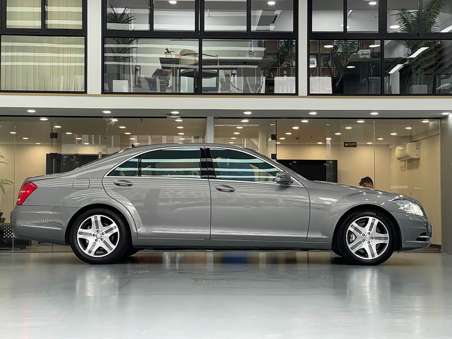 Mercedes-Benz S Class 2015 immagine di auto #5
