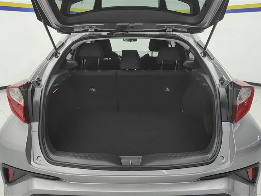 Toyota Izoa 2022 صورة سيارة #5