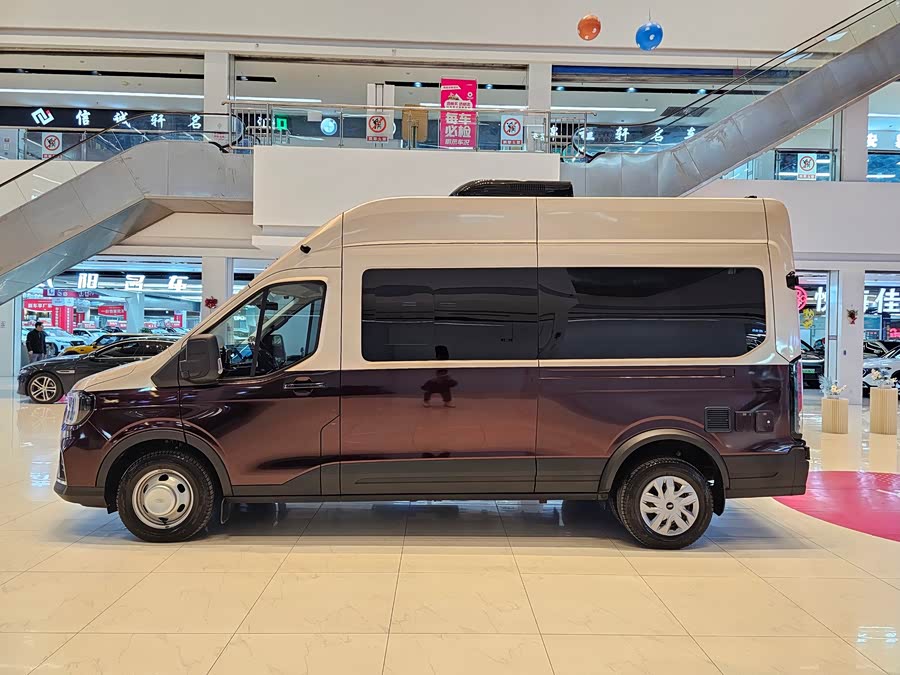 Ford Transit T8 2024 #5 Ford Transit T8 2024 car image #5