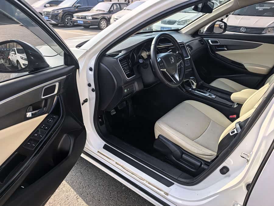 Honda Spirior 2016 immagine di auto #5