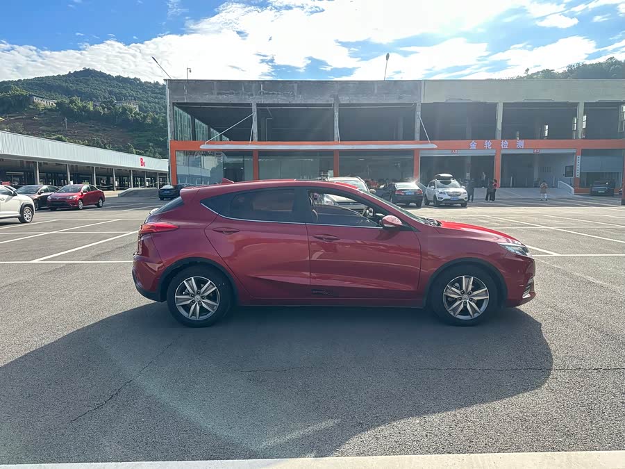 Changan Eado XT 2017 #5 Changan Eado XT 2017 immagine di auto #5