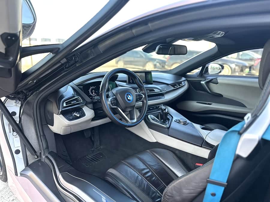 BMW i8 2015 #5 BMW i8 2015 صورة سيارة #5
