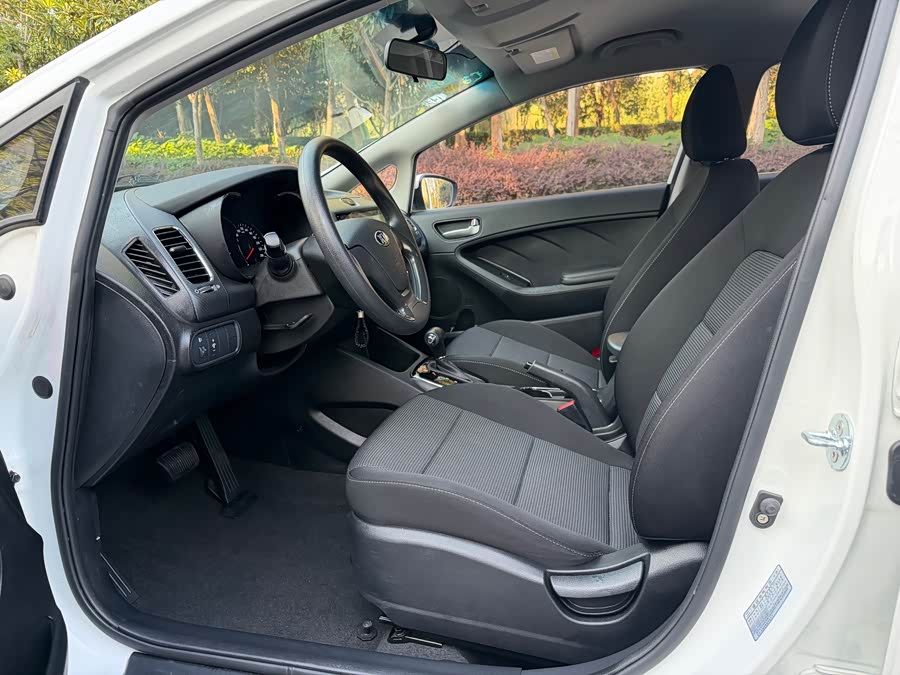 起亚 起亚K3 2018 汽车图片 #5