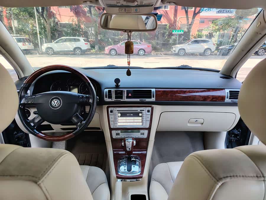 Volkswagen Passat Lingyu 2010 car image #5