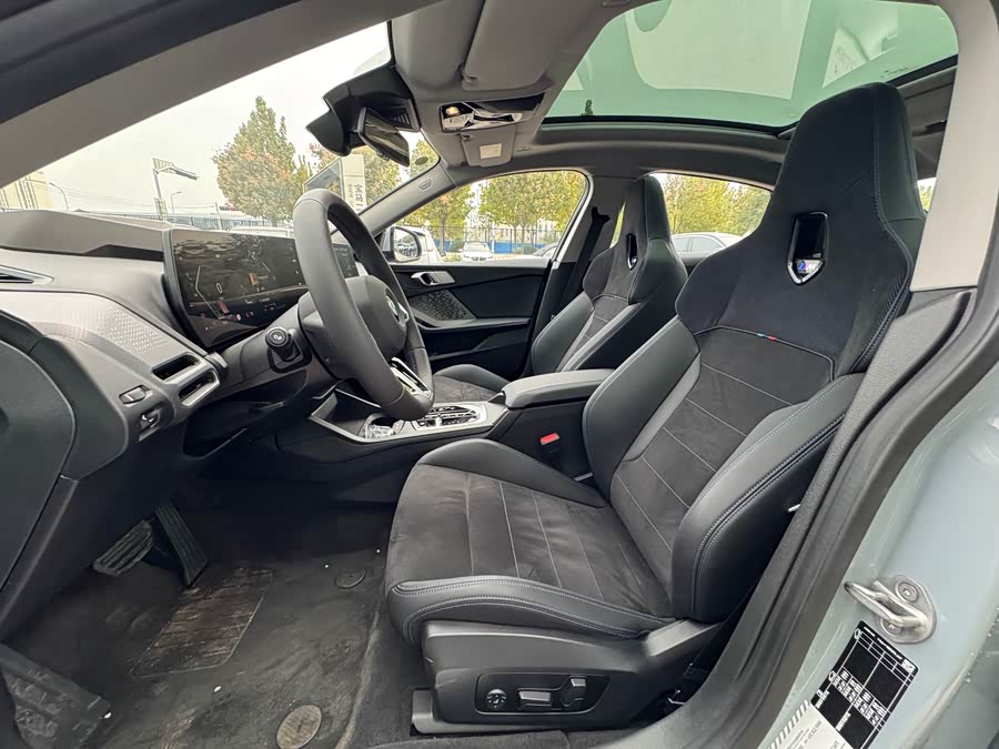 BMW 2 Series صورة سيارة #5