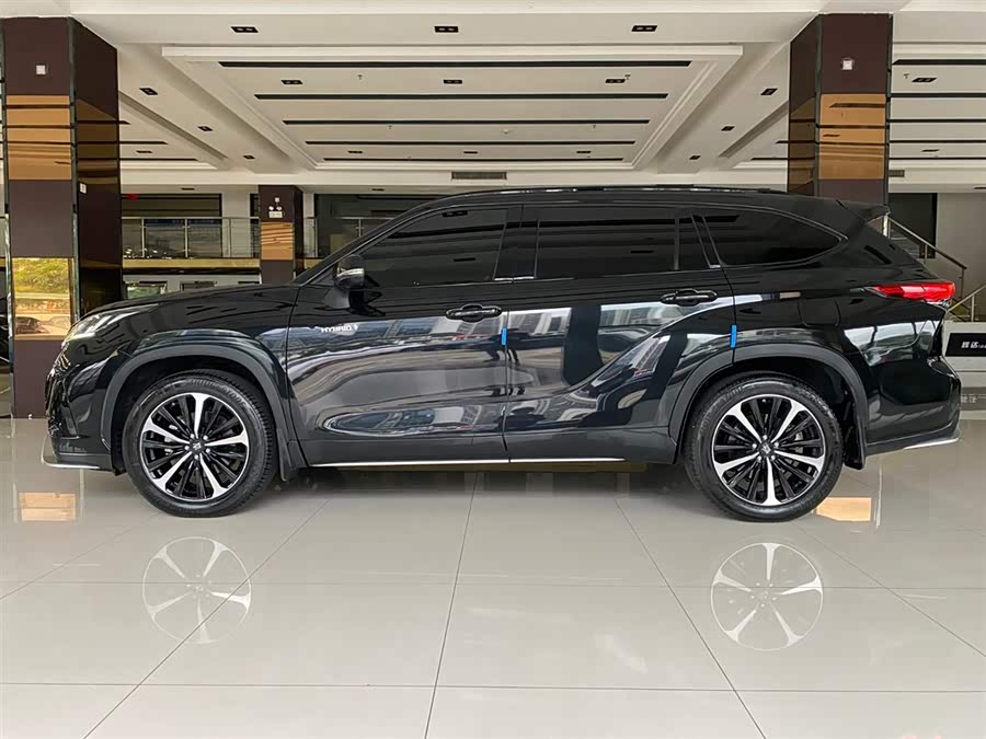 Toyota Crown Kluger 2022 #5 Toyota Crown Kluger 2022 car image #5