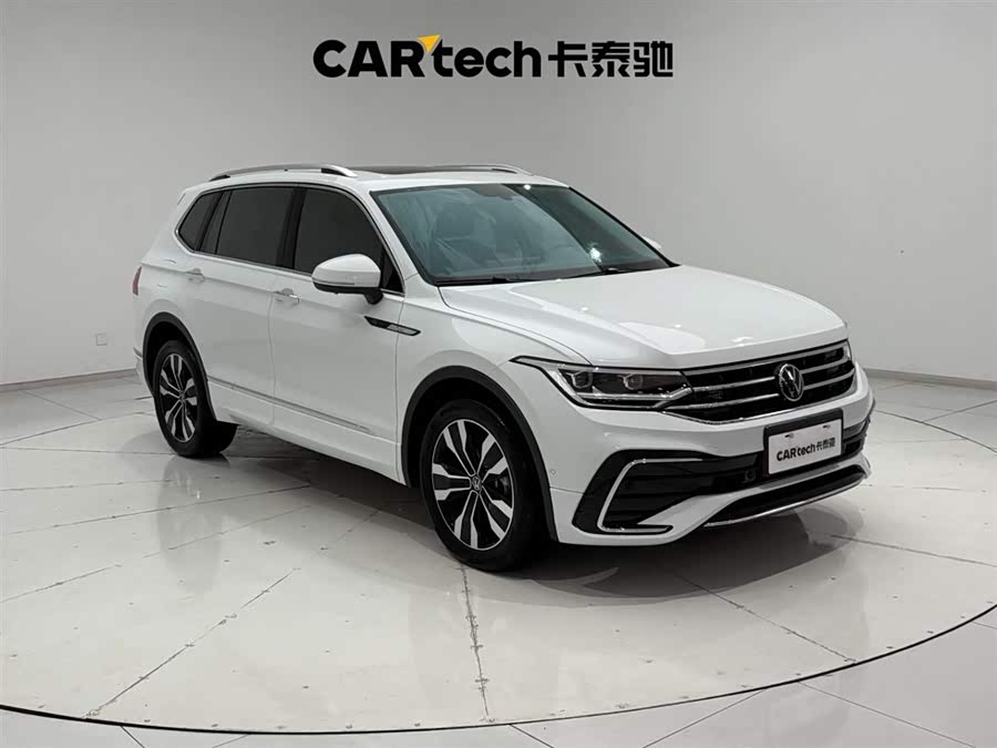Volkswagen Tiguan L 2024 car image #5