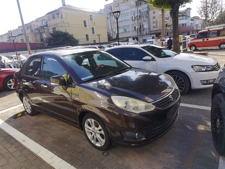 Suzuki Liana A6 2014 immagine di auto #5