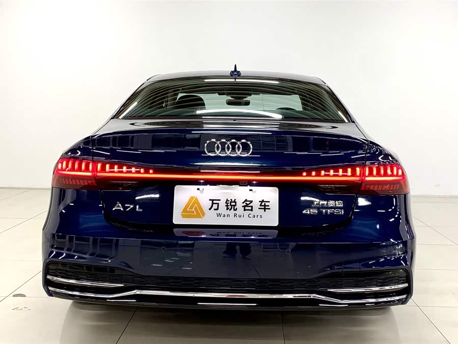 Audi A7L 2023 immagine di auto #5