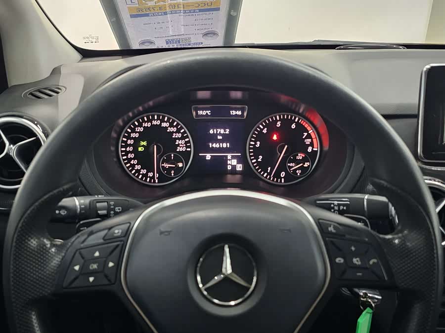 Mercedes-Benz B Class 2013 car image #5