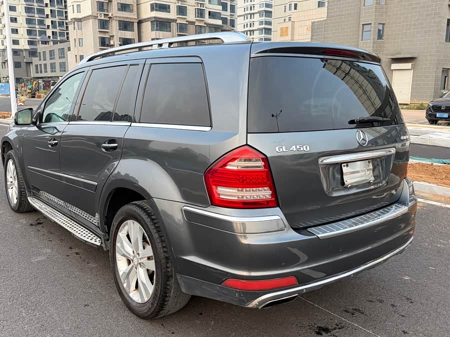 Mercedes-Benz GL Class 2010 car image #5