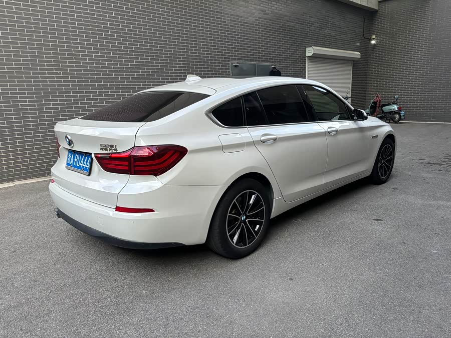BMW 5 Series GT 2015 imagen de coche #5