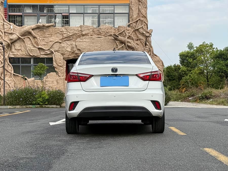 Changan Eado DT 2018 car image #5