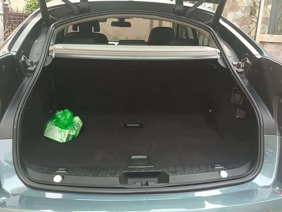 BMW 5 Series GT 2010 immagine di auto #5